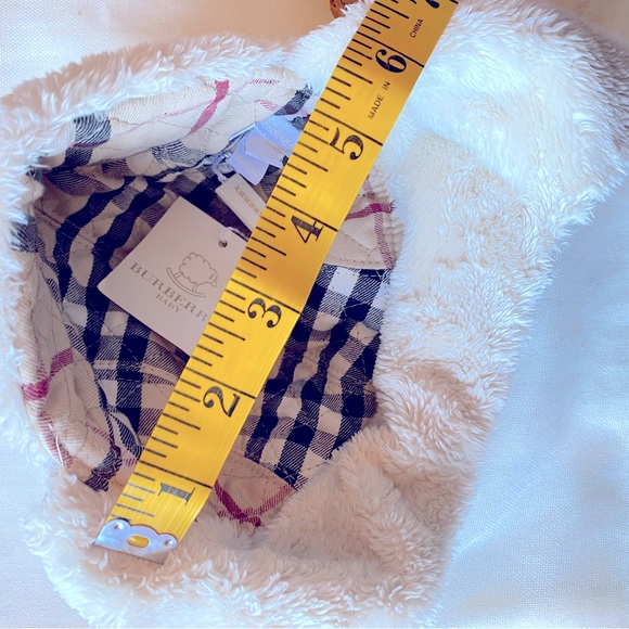 Burberry Baby Trapper Hat NWT - Picture 2 of 8